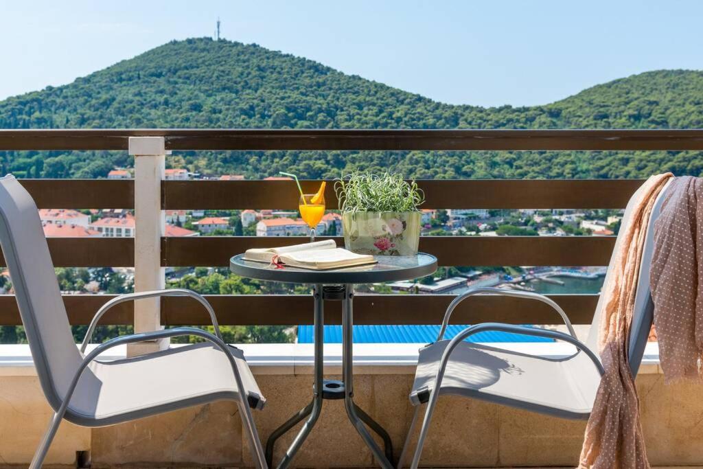 Mihaela & Brigita Bayview Studio Apartments Dubrovnik Bagian luar foto