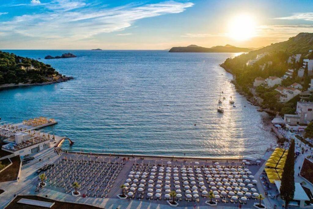 Mihaela & Brigita Bayview Studio Apartments Dubrovnik Bagian luar foto